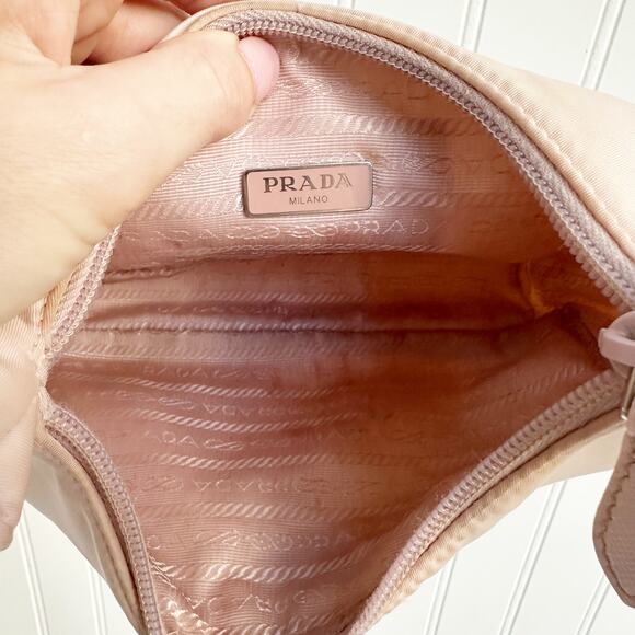 Prada Re-Edition 2000 Pink Nylon Shoulder Mini Bag Logo Plaque Zipper Purse - Picture 5 of 11